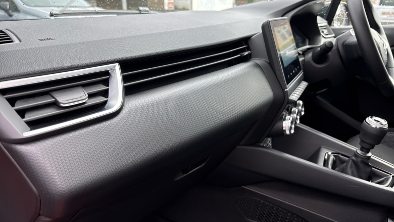 Renault Clio 1.0 TCe 90 Evolution 5dr Petrol Hatchback